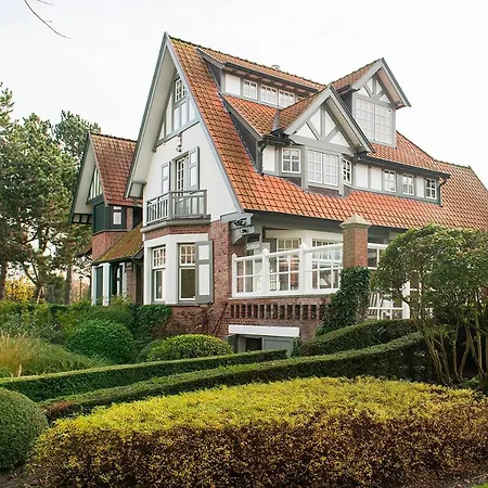 Sunbeam Family House At Seaside Villa